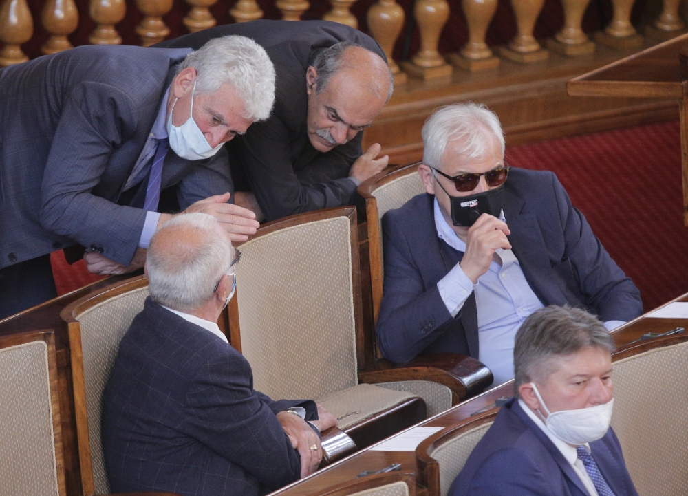 Извънредното положение става извънредна обстановка