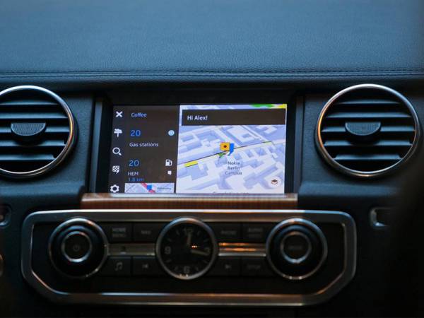 Немски автомобилни концерни купуват картите на Nokia