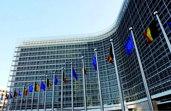 Няма решение за отделяне на България от Румъния, заяви говорител на ЕК