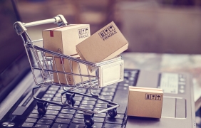 Само 21% от българите пазаруват онлайн