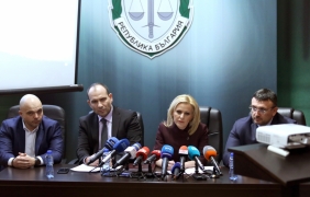 Шефът на комисията по хазарта признал, че е закрилял бизнеса на Божков