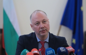 България остава в готовност да оспори новите правила за пътни превози