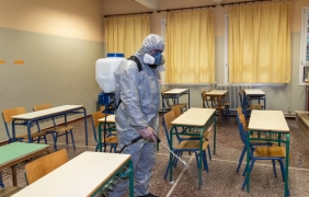 СЗО: Страните които искат да свалят карантината да го правят постепенно