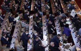 Оплетени в извънредните мерки