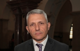 Скандал в коалицията "Изправи се. Мутри вън!" заради подкрепа от ГЕРБ и ДПС