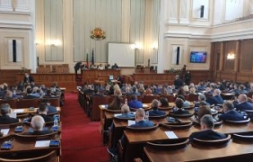 Партийната субсидия остава 8 лева на глас