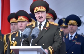 Путин обещал да направи Лукашенко полковник, но още не го е 