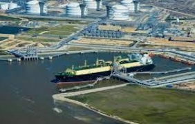 Плаващ терминал за втечнен газ в Александропулис ще захранва Югоизточна Европа