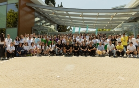 Schneider Electric е партньор на Junior Achievement за инициативата „Учебна компания“