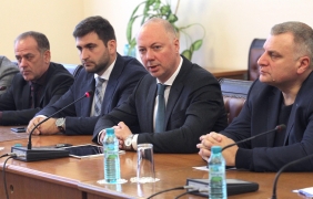 Росен Желязков: Може да заведем дело в съда на ЕС за пакета за мобилност