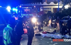 Шестима загинали и 120 ранени при паническа блъсканица в нощен клуб в Италия