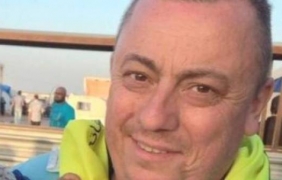Съпругата на британския заложник Алън Хенинг отправи отчаян призив за милост