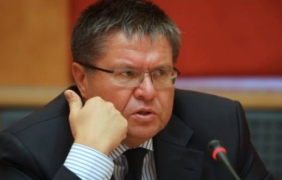 Прогноза: Спад на реалните доходи на руснаците и повишаване на безработицата през 2015 година