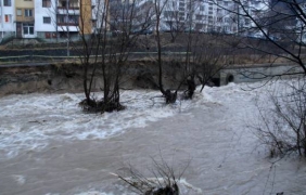 Половин България е под вода - потопът взе жертви, издирват се изчезнали