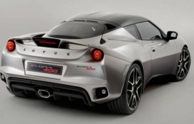 С новата Evora 400 „Лотус“ ще се конкурират с „Порше“