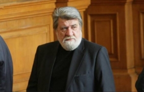 Комисията по култура замени заседанието си с възхвала на Вежди Рашидов