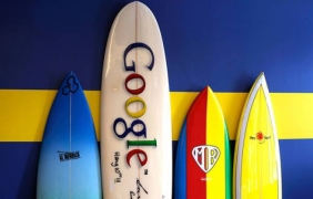 Google плаща редовна заплата за безделие