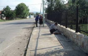 Погребват загиналите младежи в Яхиново