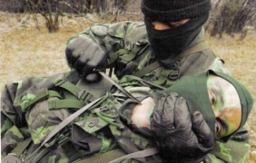 Нож-пистолет и метателни „звезди“ - руското хладно оръжие на специалните части