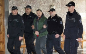 Стрелецът от Лясковец прехвърлил имоти от ареста