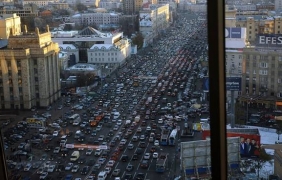Умните автомобили може да предизвикат срив в мобилните мрежи