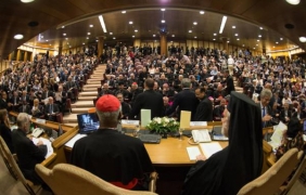 Папата смята разделението на християнските църкви за скандално