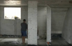 Общински съветници с двойни стандарти строят край Корал