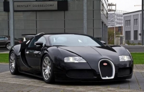 Bugatti анонсира наследникът на суперколата Veyron [видео]