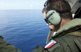 Безрезултатно приключи повторното търсене на самолетни останки в Реюнион