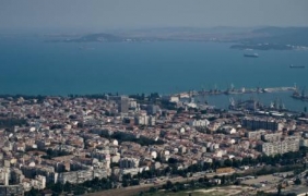 Спипаха трима трафиканти на момичета при спецакция в Бургас