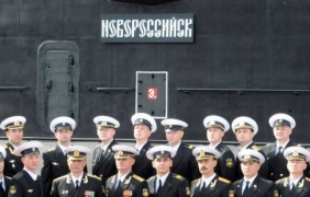 Обвиняват Испания в ”провокации”, след като позволи на руска подводница да зареди гориво в Гибралтар
