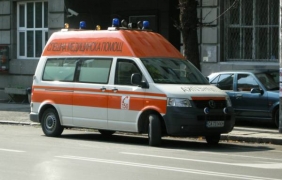 ”Безпилотен” джип блъсна жена на тротоара в Смолян