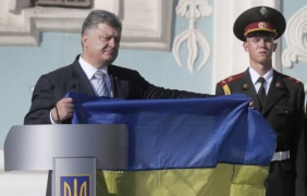 Порошенко обвини Русия за безредиците пред Радата в края на август