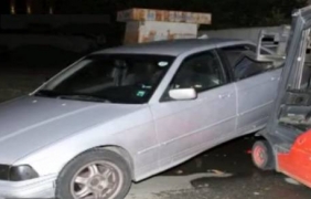 Вилнелият в Слънчев бряг ММА-боец стои закопчан и в болницата