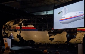 Украинският премиер: Свалянето на MH17 e планирана операция на руските тайни служби