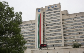 Почина простреляният данъчен директор
