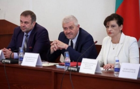 С пръстови отпечатъци ще може да се купуват и лекарства за роднини