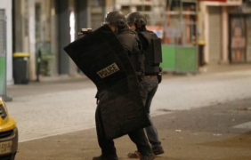 Полицейският щурм в Сен Дени е за залавянето на ”мозъка” на атентатите [обновена]
