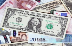 Американски финансови експерти: Еврото ще падне под стойността на долара до края на годината