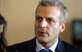 Москов: Петвалентната ваксина „Пентаксим” няма да бъде спряна