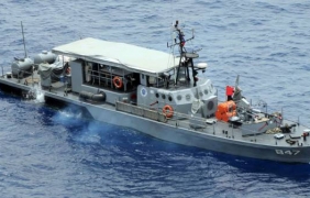 Севернокорейски патрулен катер наруши морската граница с Юга