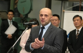 Томислав Дончев: Критиците на ЗОП искат да навредят на страната