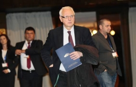 Велизар Енчев: Връщането на казармата трябва да мине през референдум