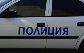 Екшън в Асеновград: Пияни налетяха с лопати срещу служители на реда