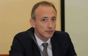 МОН иска от ЕК редакция на анкетата за дигитална оценка на училищата