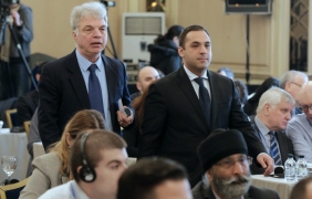 Растеж над 3% за 2019 г. очаква министърът на икономиката