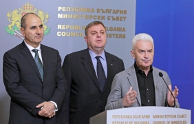 Спасители на опозицията