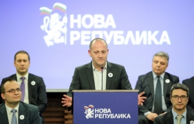 Единението на Десницата не стига