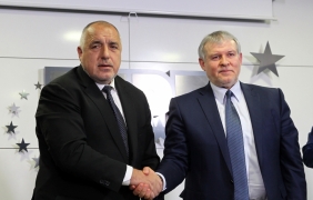 ГЕРБ обеща две места на СДС в листата за евроизборите