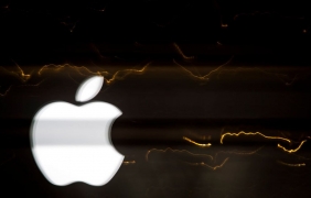Apple разработва приложение, което ще ограничи употребата на телефони